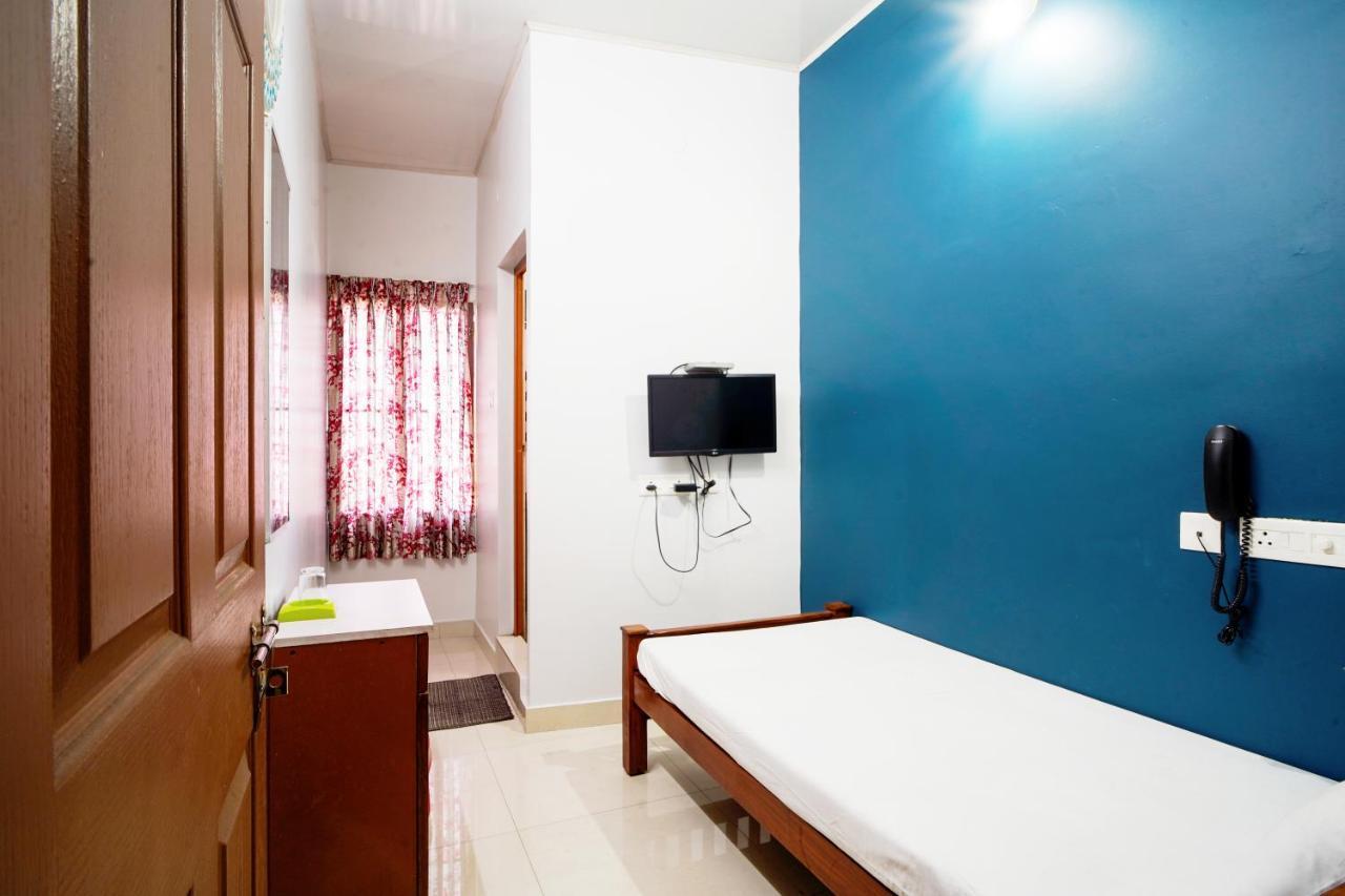 Hotel Reach Residency Kochi Zewnętrze zdjęcie