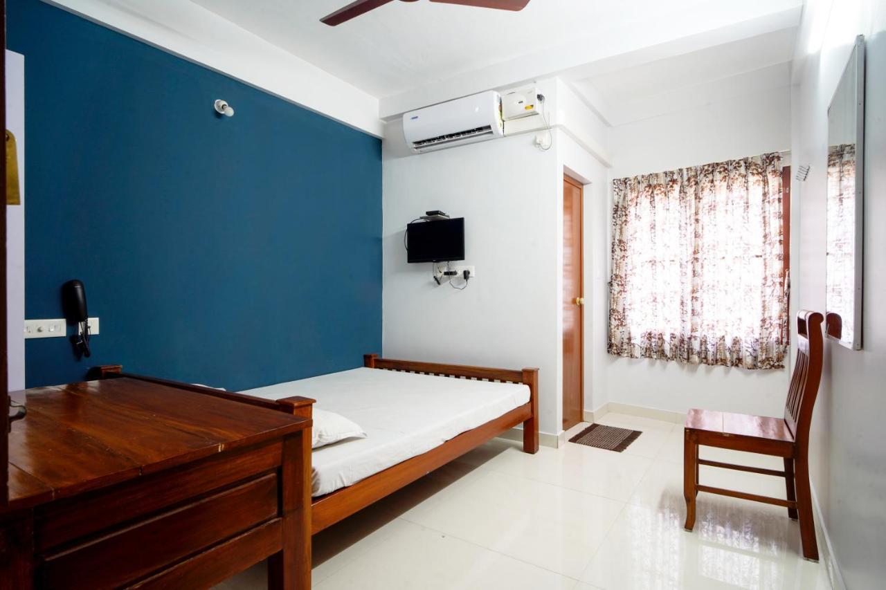Hotel Reach Residency Kochi Zewnętrze zdjęcie