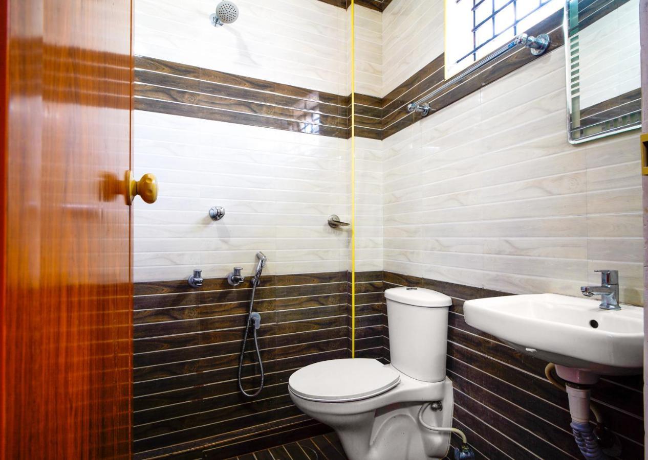 Hotel Reach Residency Kochi Zewnętrze zdjęcie