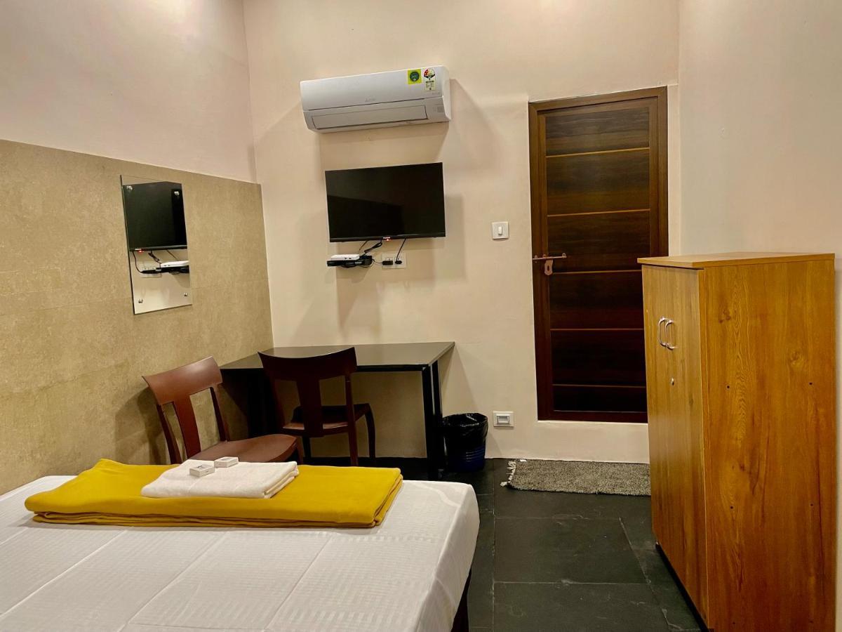 Hotel Reach Residency Kochi Zewnętrze zdjęcie