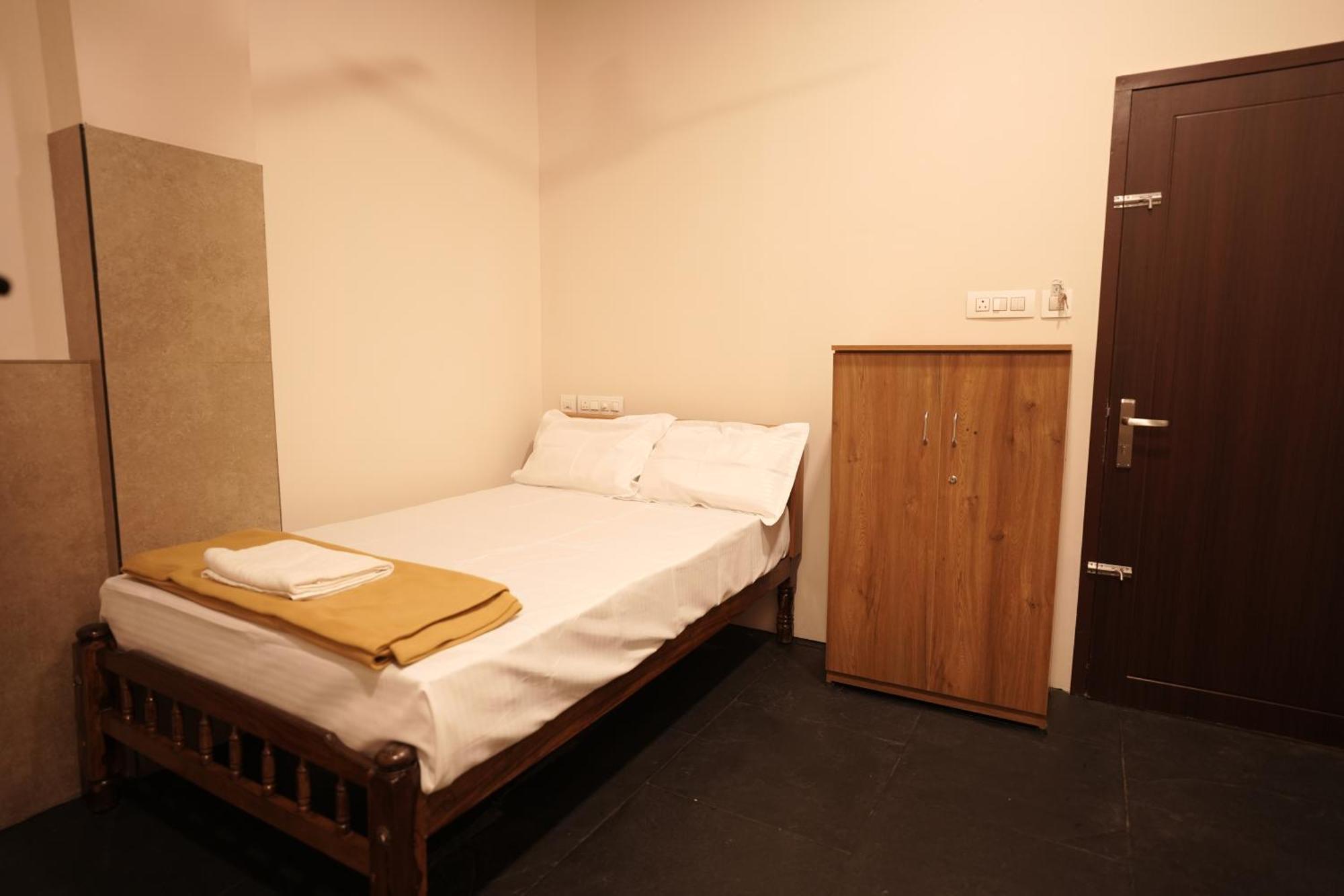 Hotel Reach Residency Kochi Zewnętrze zdjęcie