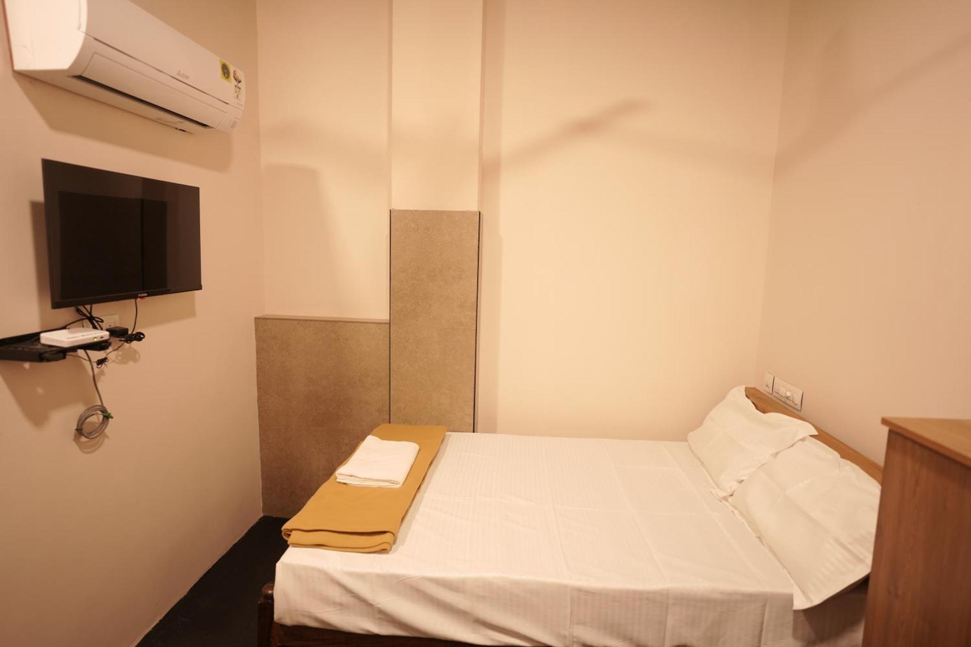 Hotel Reach Residency Kochi Zewnętrze zdjęcie