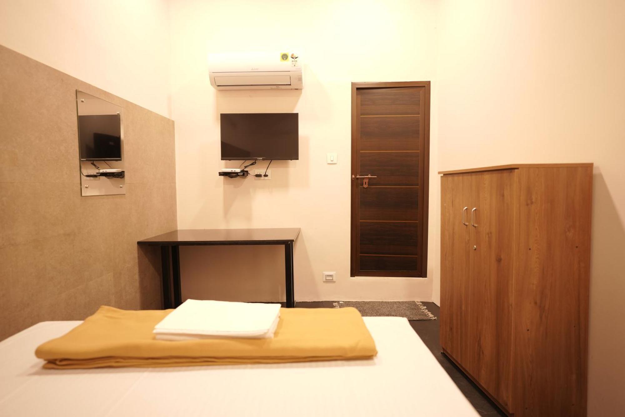 Hotel Reach Residency Kochi Zewnętrze zdjęcie