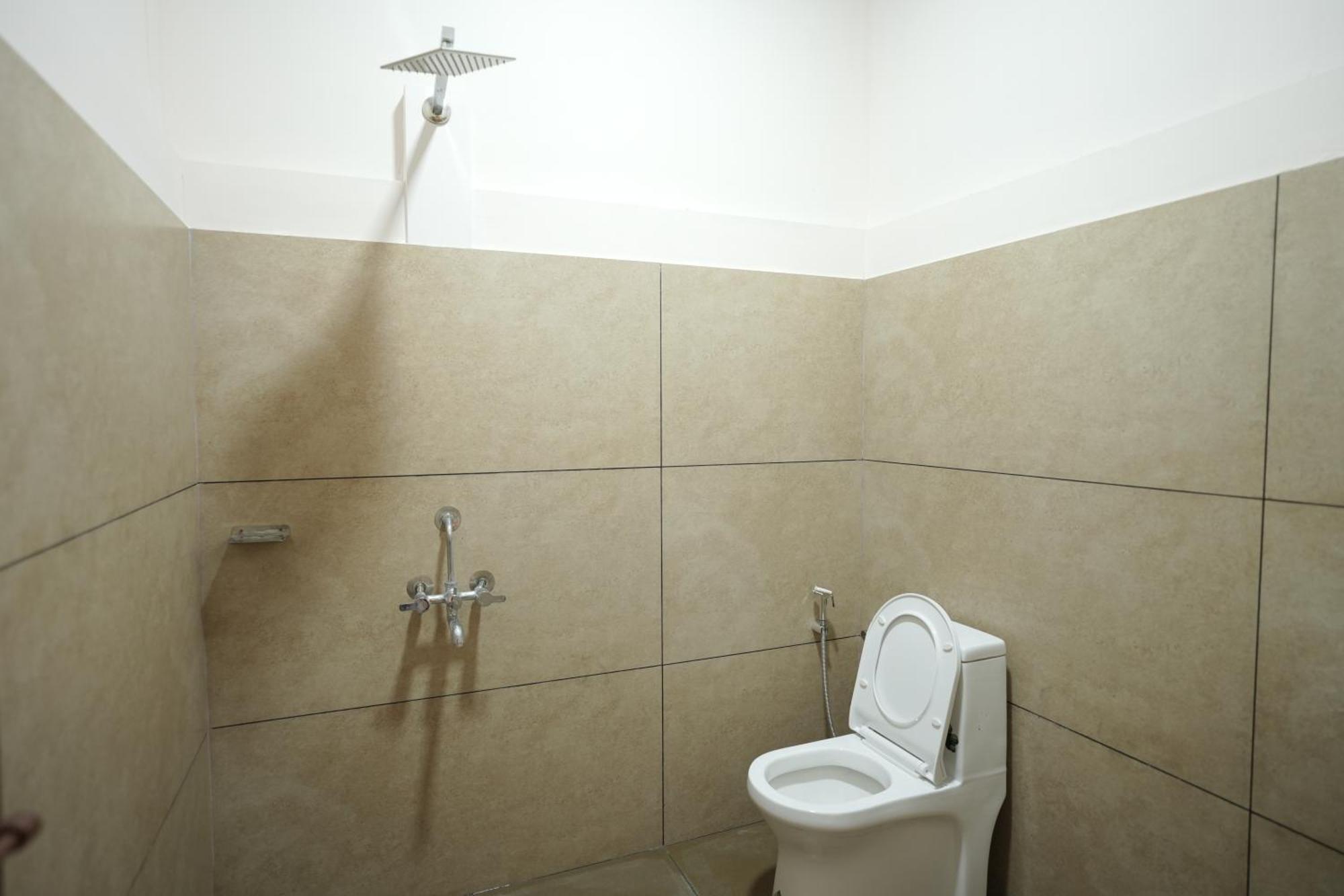 Hotel Reach Residency Kochi Zewnętrze zdjęcie