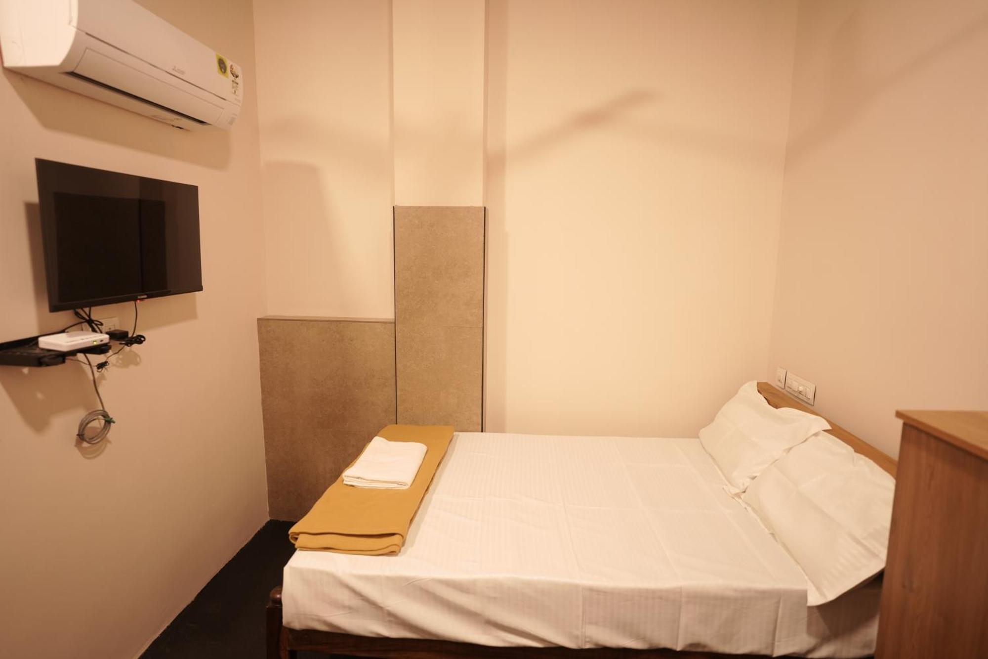 Hotel Reach Residency Kochi Zewnętrze zdjęcie