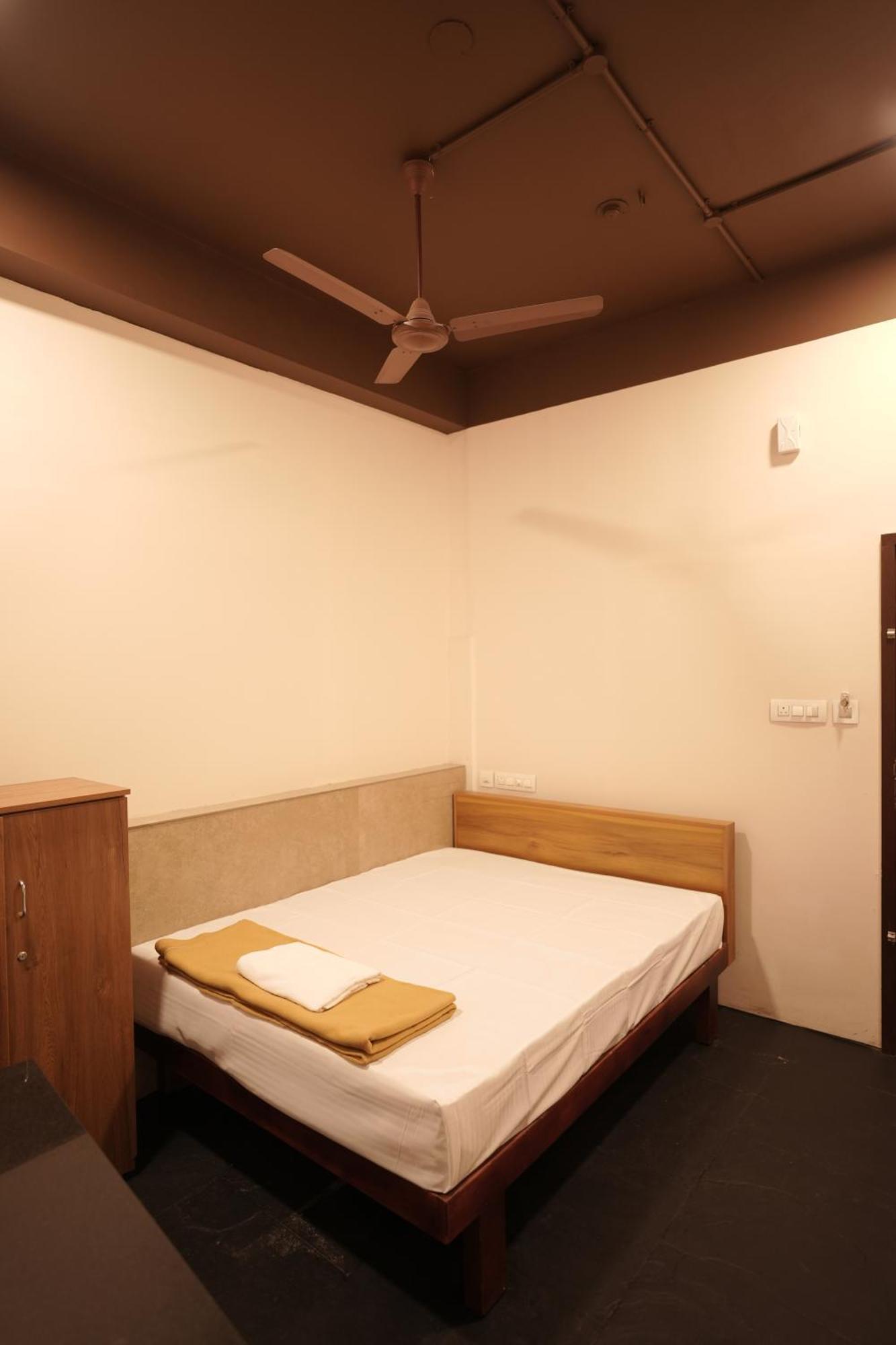 Hotel Reach Residency Kochi Zewnętrze zdjęcie